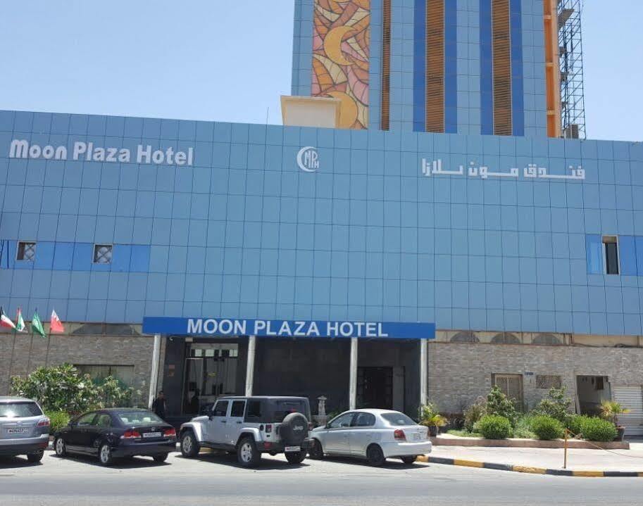 Capital O 125 Moon Plaza Hotel Al Manamah Esterno foto